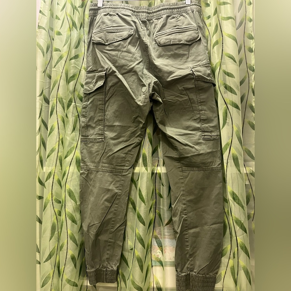 Green Cargo Pants - Picture 5 of 6